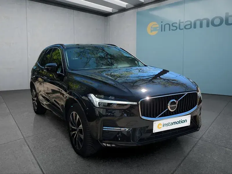 Gebraucht Volvo XC60 Core 197 PS (144 kW) 2024 Schwarz SUV