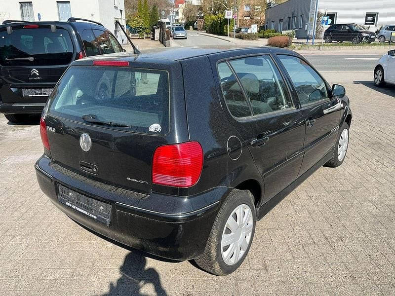 Gebraucht VW Polo 60 PS (44 kW) 2001 Schwarz Kleinwagen