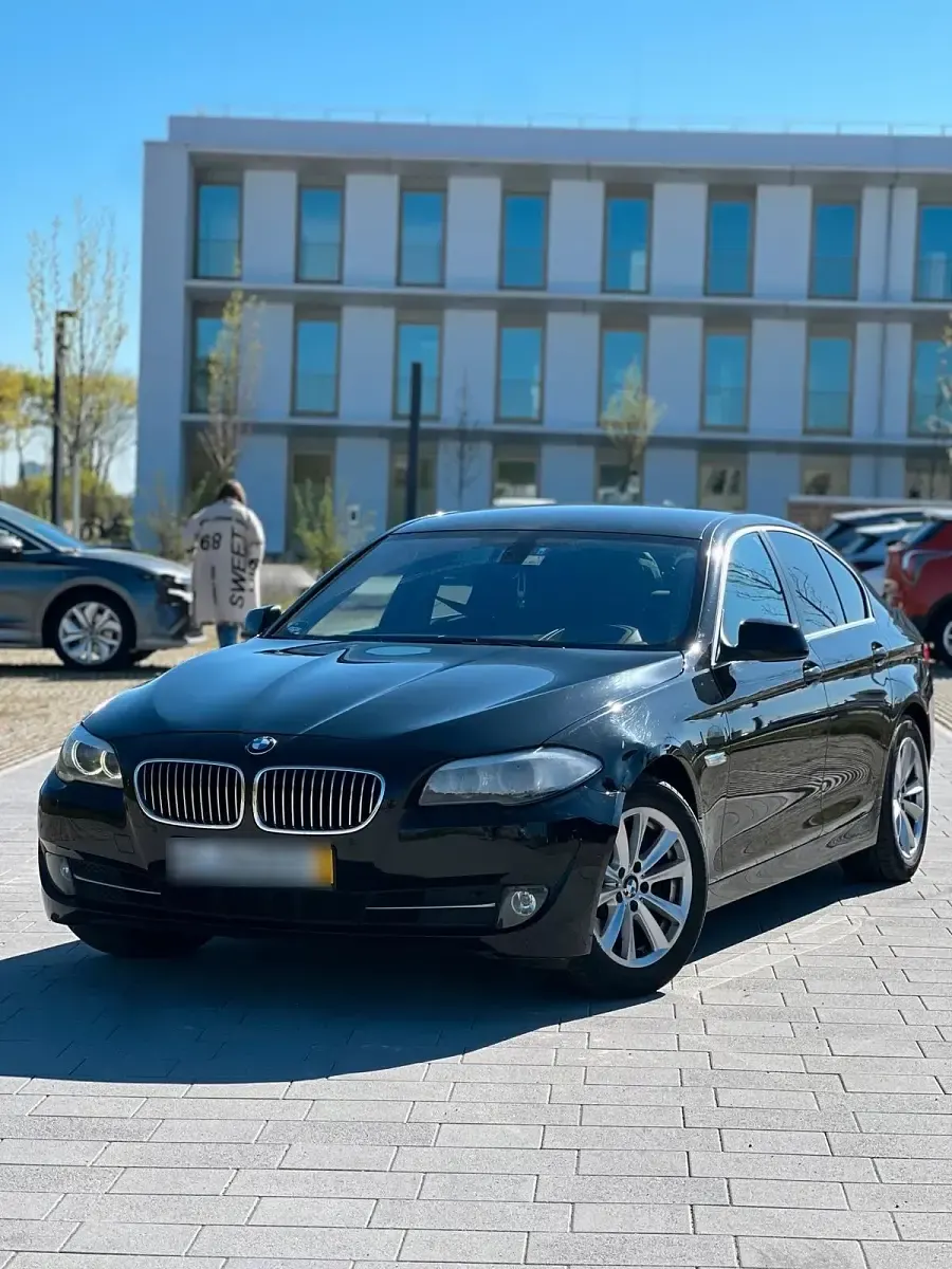Usata BMW 530 245 CV (180 kW) 2011 Nero Berlina