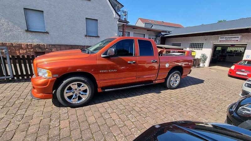 Second-hand Dodge Ram 349 CP (256 kW) 2005 Portocaliu Pickup