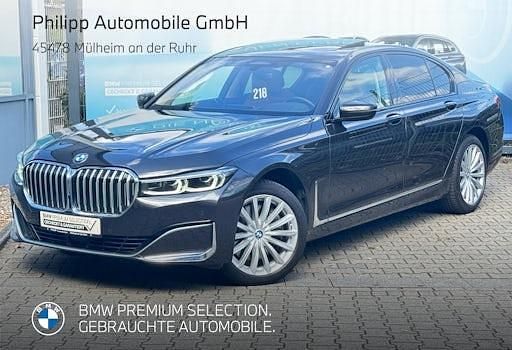 Gebraucht BMW 740 Efficient Dynamics 340 PS (250 kW) 2021 Sophistograu brillanteffekt Limousine