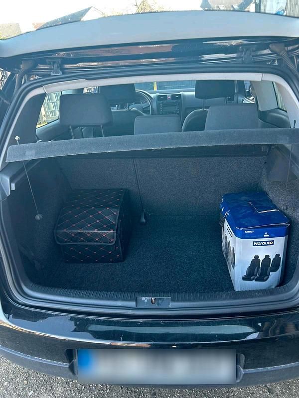 Gebraucht VW Golf V 75 PS (55 kW) 2004 Schwarz Kleinwagen