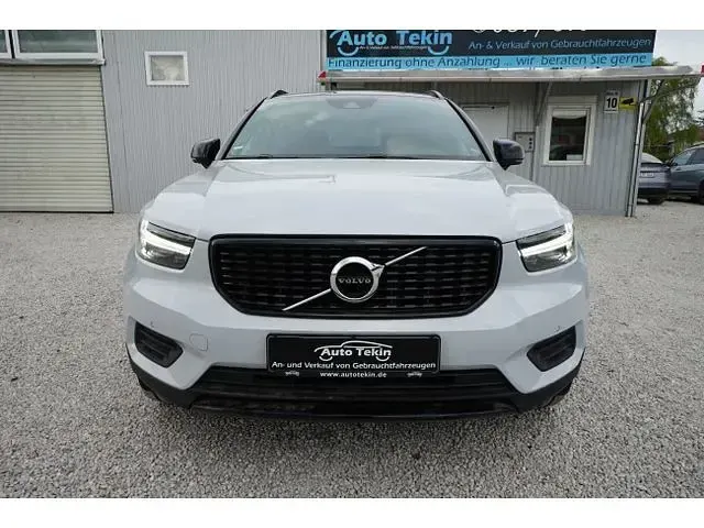 Gebraucht Volvo XC40 R-Design 163 PS (119 kW) 2022 SUV