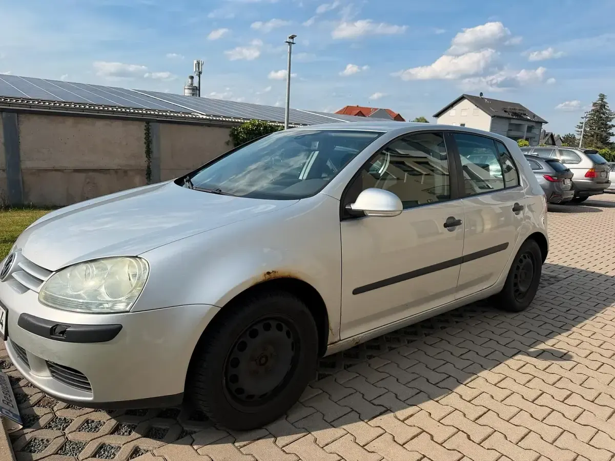 Gebraucht VW Golf V 105 PS (77 kW) 2004 Kleinwagen