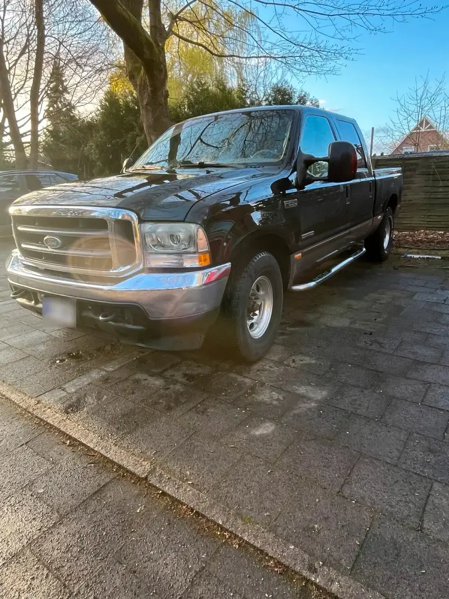 Gebraucht Ford V8 300 PS (220 kW) 2003 Schwarz Limousine