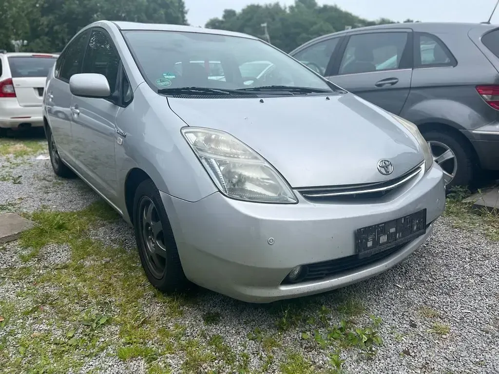 Gebraucht Toyota Prius Sol 77 PS (56 kW) 2007 Silber Kleinwagen
