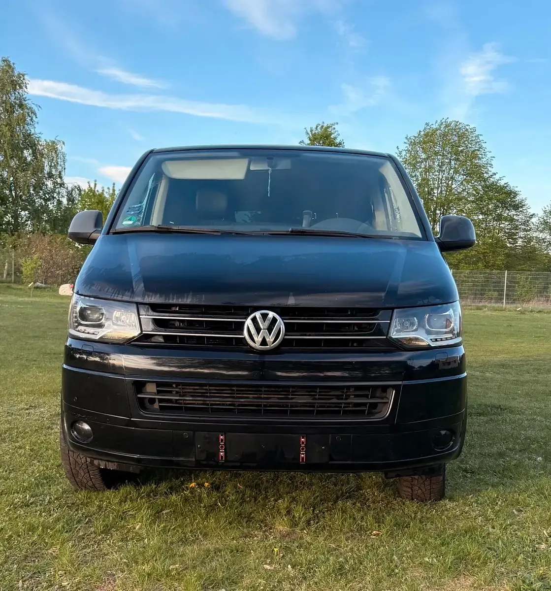 Gebraucht VW Multivan 132 PS (97 kW) 2015 Schwarz Van / Kleinbus
