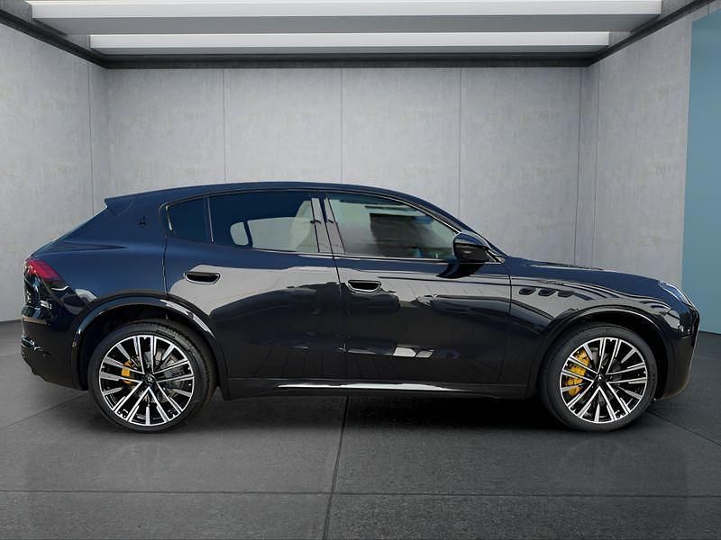 Neu Maserati Grecale 330 PS (242 kW) 2025 Schwarz SUV