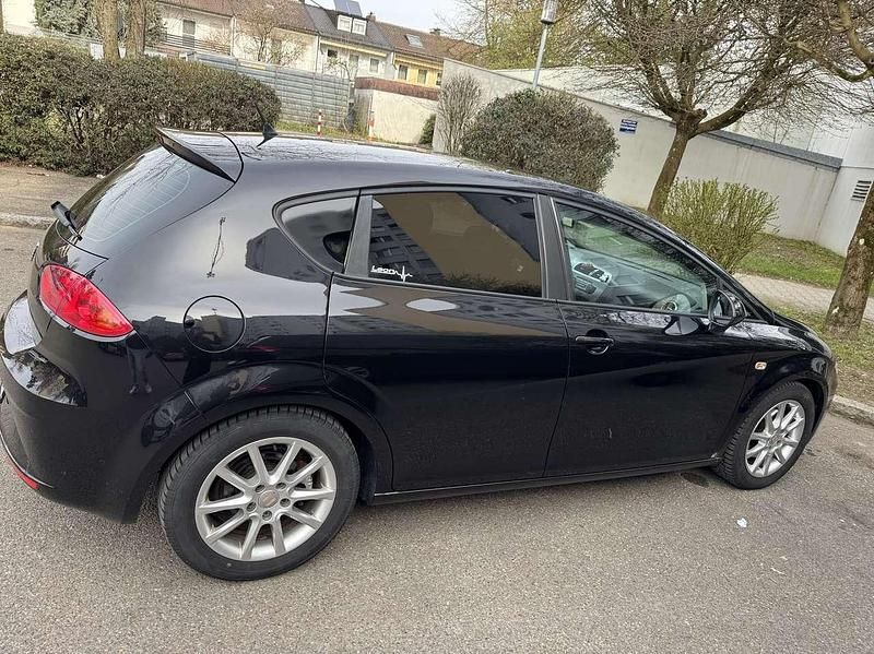 Gebraucht Seat Leon Stylance 125 PS (91 kW) 2009 Schwarz Kleinwagen