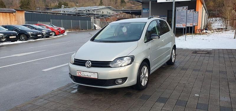 Gebraucht VW Golf VII Match 86 PS (63 kW) 2012 Gold Limousine