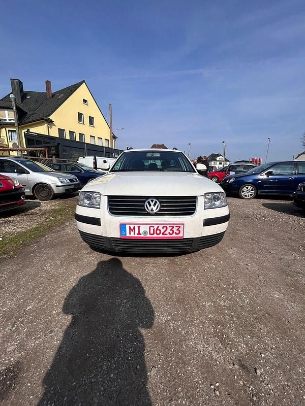 Gebraucht VW Passat 101 PS (74 kW) 2004 Weiß Kombi