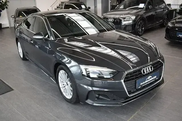 Gebraucht Audi A5 Sportback Ambiente 204 PS (150 kW) 2023 Grau Kleinwagen