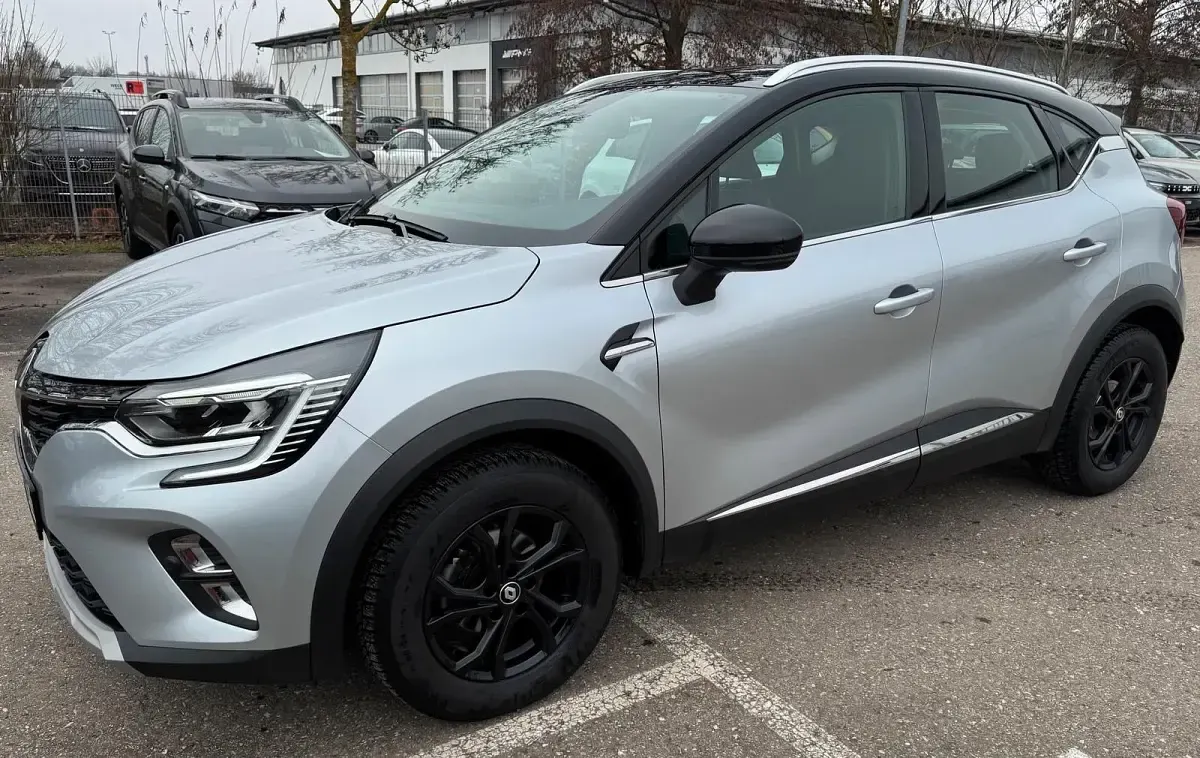 Usata Renault Captur 154 CV (113 kW) 2020 Argento SUV