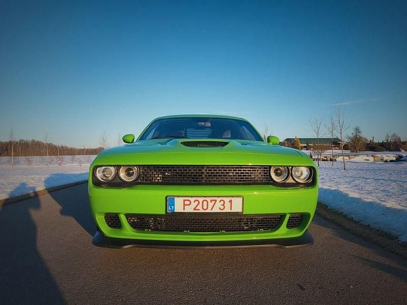 Gebraucht Dodge Challenger 305 PS (224 kW) 2017 Grün Coupé