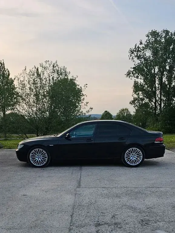 Gebraucht BMW 730 231 PS (169 kW) 2008 Schwarz Limousine