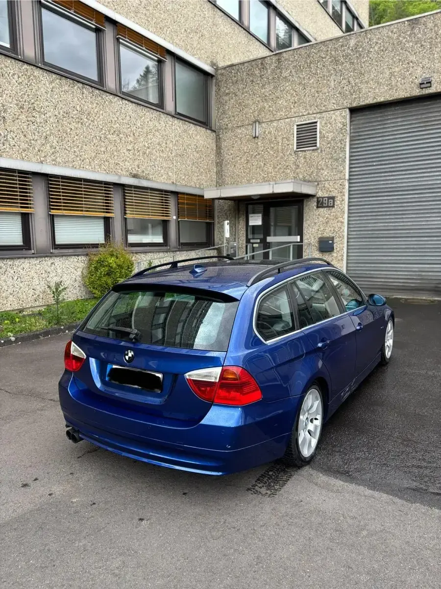 Używany BMW 325 197 KM (144 kW) 2006 Niebieski Kombi