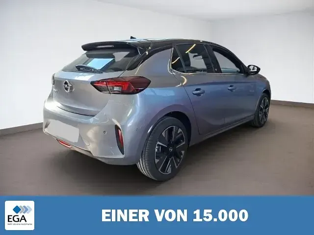 Usado Opel Corsa-e 100 kW (136 HP) 2023 Cinzento Citadino