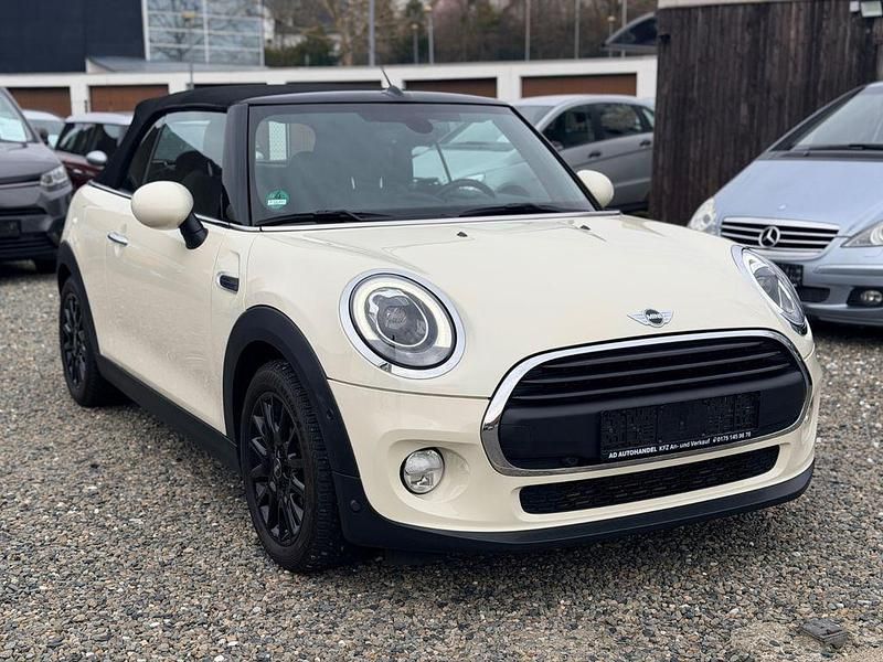 Gebraucht Mini One Cabriolet 102 PS (75 kW) 2018 Weiß Cabrio