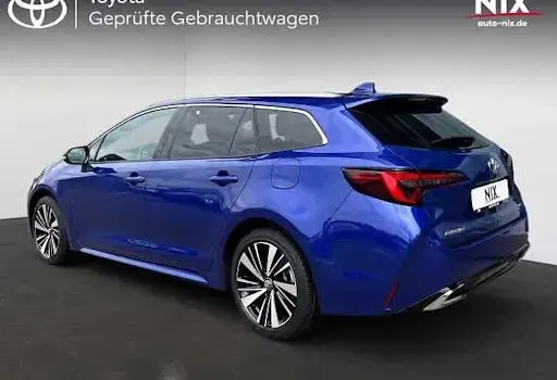 Neu Toyota Corolla 180 PS (132 kW) 2025 Blau Kombi