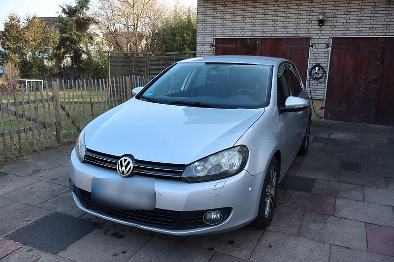 Gebraucht VW Golf VI Comfortline 122 PS (89 kW) 2009 Silber Kleinwagen