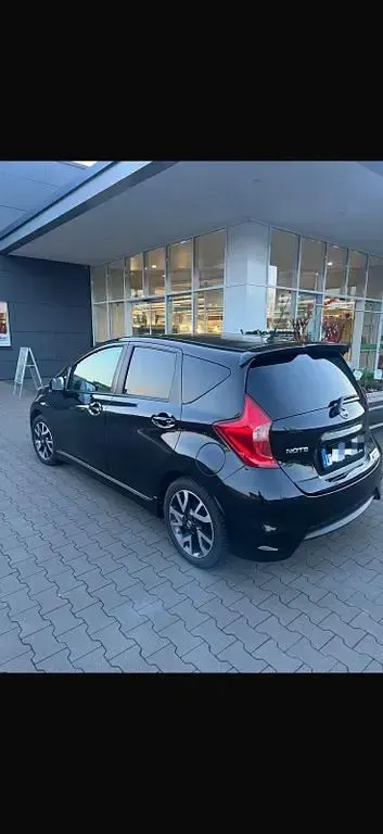 Gebraucht Nissan Note Acenta+ 80 PS (58 kW) 2015 Schwarz Kleinwagen