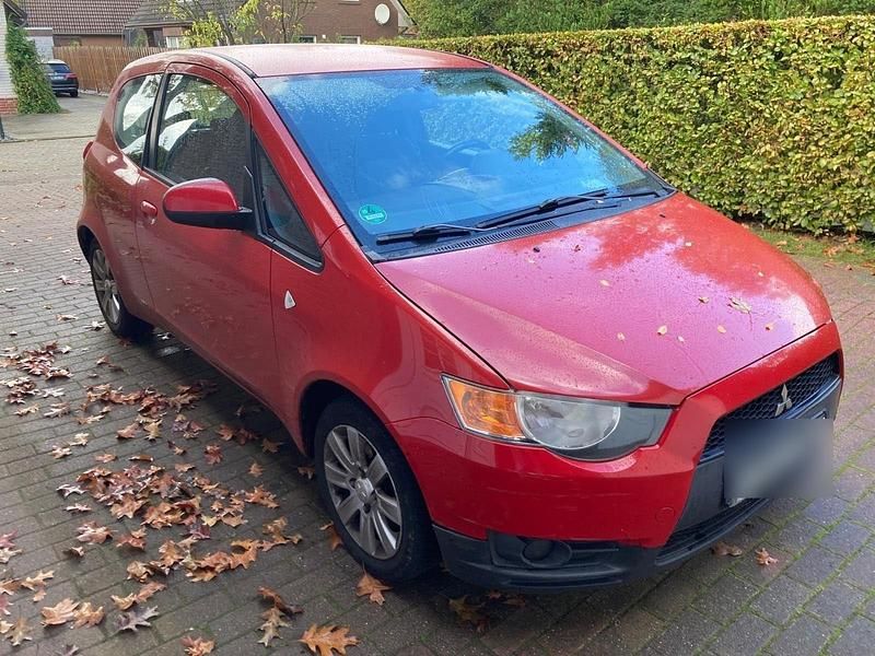 Rot Gebraucht 2009 Mitsubishi Colt Kleinwagen | 1.100 € (Fairer Preis) - Bild 1/4