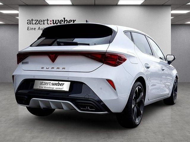 Neu Cupra Leon 150 PS (110 kW) 2025 Nevada weiss metallic Limousine