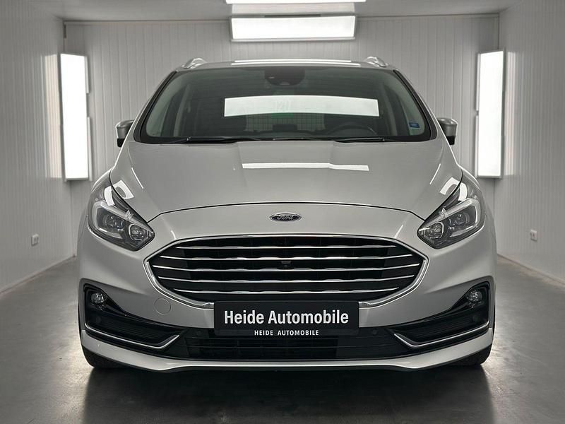 Gebraucht Ford S-MAX Titanium 150 PS (110 kW) 2021 Silber Van / Kleinbus