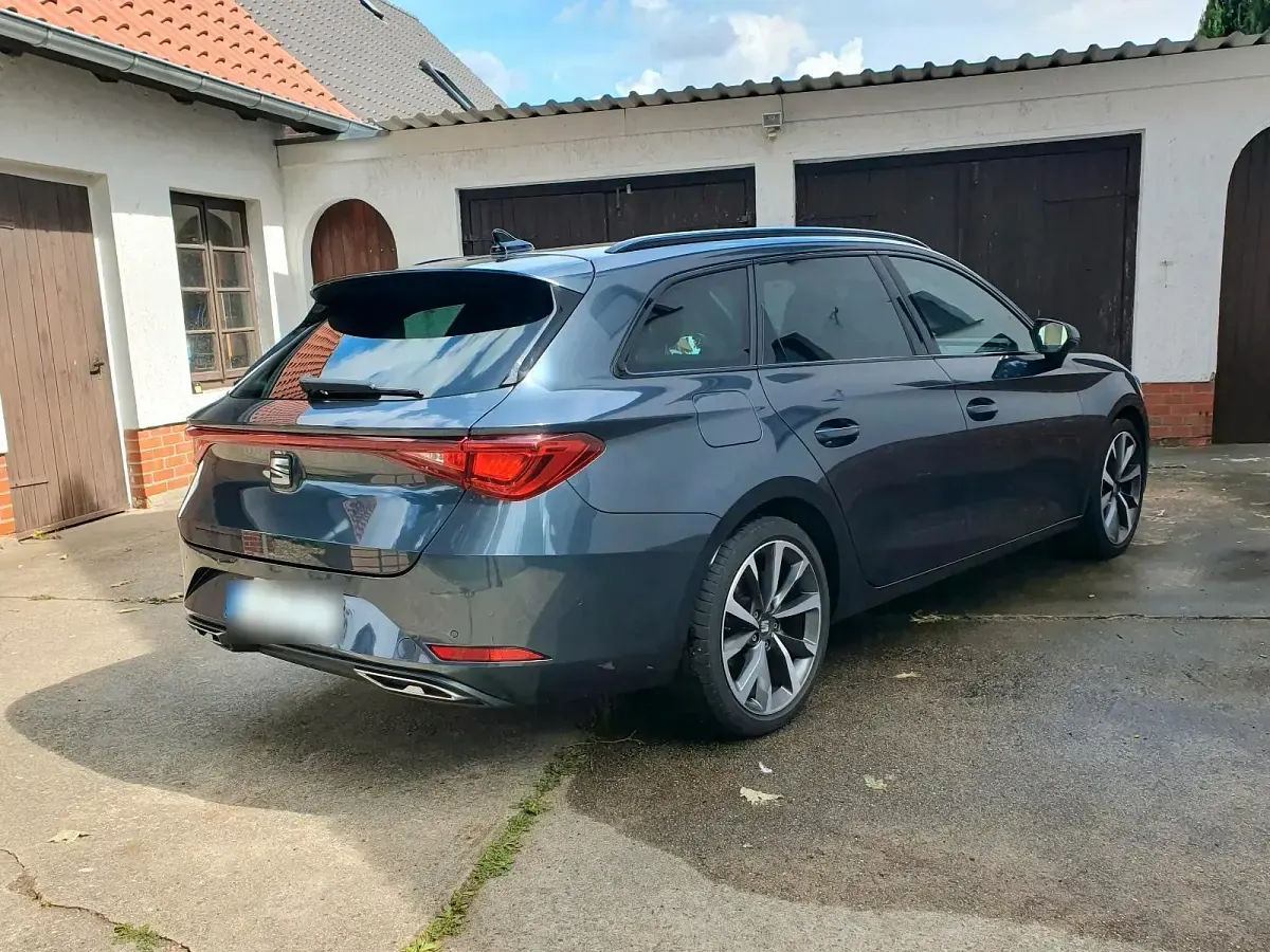 Gebraucht Seat Leon ST Beats 150 PS (110 kW) 2022 Grau Kombi