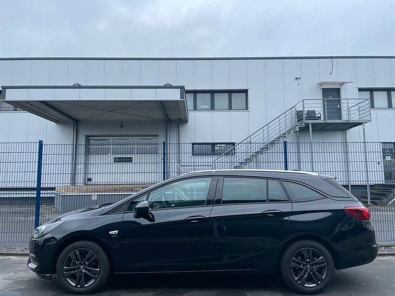 Gebraucht Opel Astra 122 PS (89 kW) 2020 Schwarz Kombi
