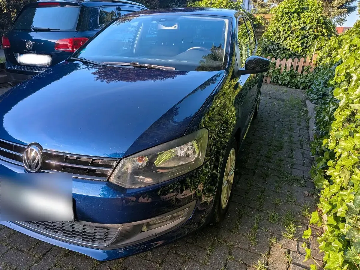 Gebraucht VW Polo Style 70 PS (51 kW) 2011 Blau Kleinwagen