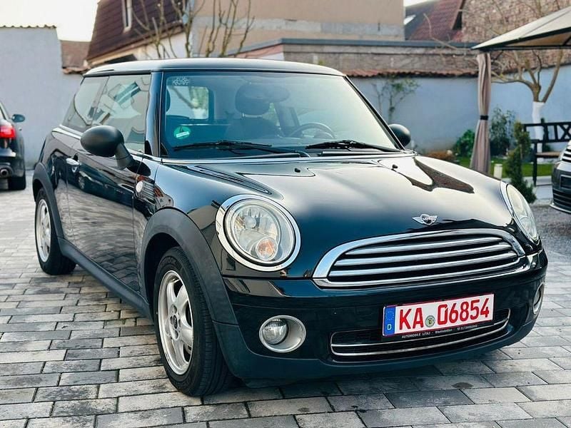Gebraucht Mini ONE 95 PS (69 kW) 2009 Schwarz Kleinwagen