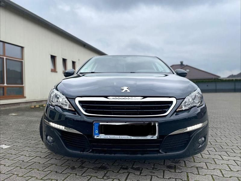 Gebraucht Peugeot 308 SW Active 131 PS (96 kW) 2016 Grau Kombi