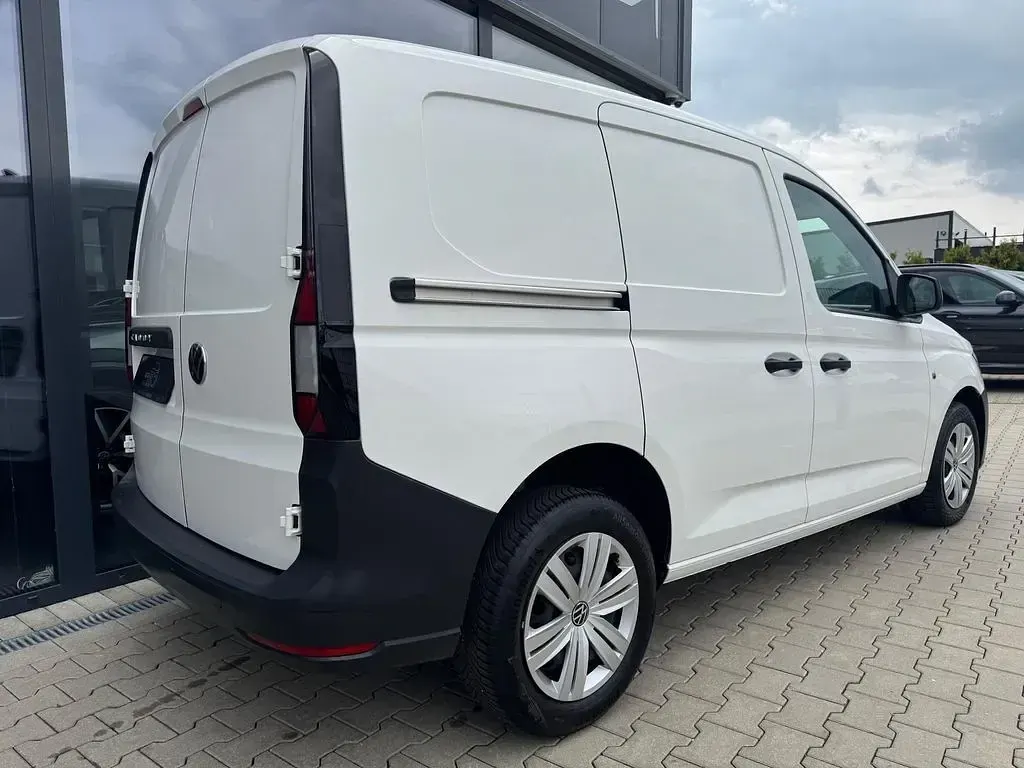 Używany VW Caddy 114 KM (83 kW) 2023 Biały Minivan