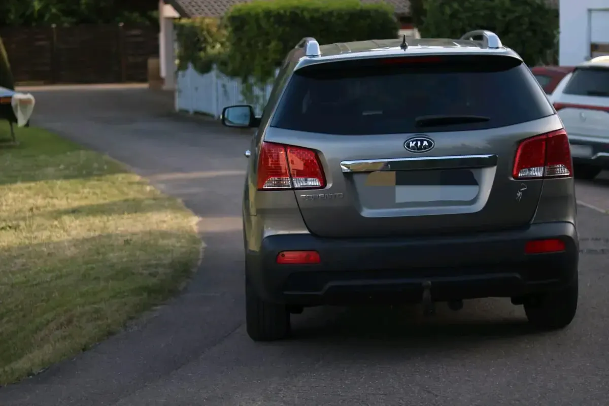 Gebraucht Kia Sorento 174 PS (127 kW) 2011 Grau SUV