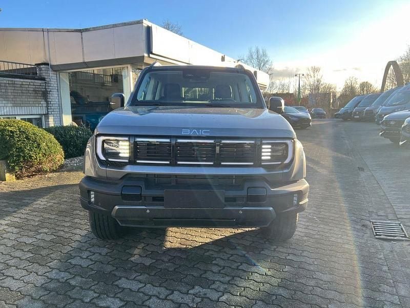 Nowe Baic BJ40 234 KM (172 kW) 2026 Szary SUV