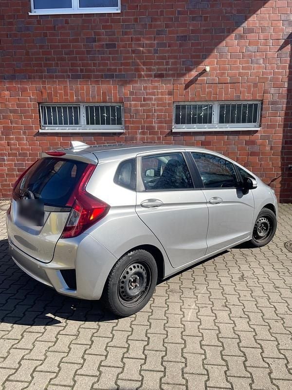 Gebraucht Honda Jazz 102 PS (75 kW) 2017 Silber Kleinwagen
