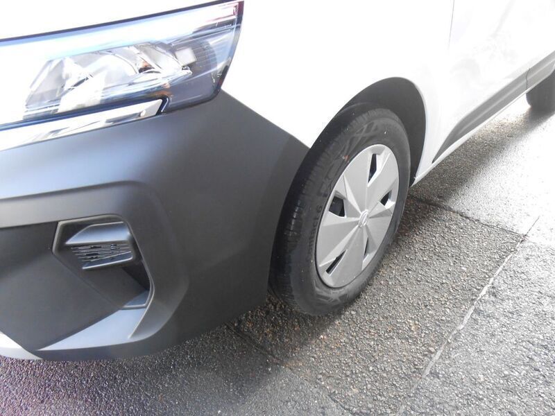 Neu Nissan Townstar Acenta 131 PS (96 kW) 2025 Weiß Van