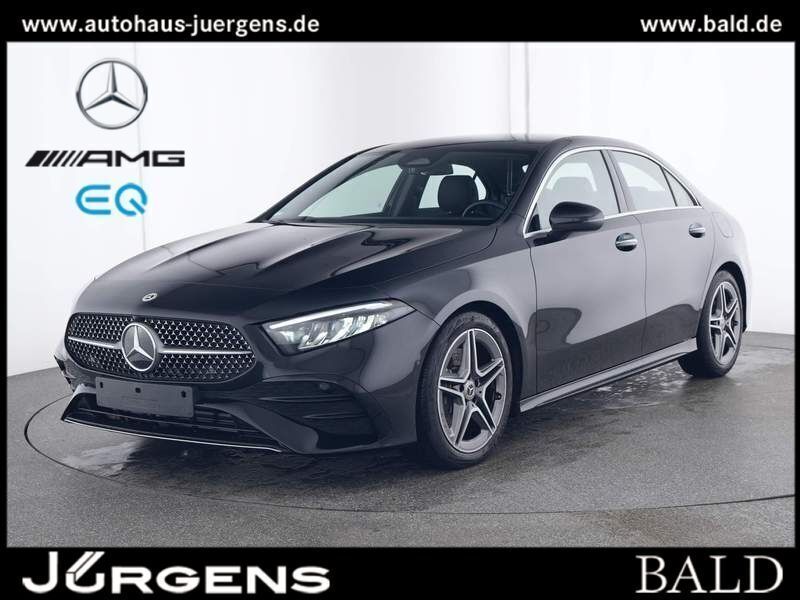 Metalliclack kosmosschwarz Gebraucht 2024 Mercedes A220 AMG Limousine | 36.490 € (Guter Preis) - Bild 1/4