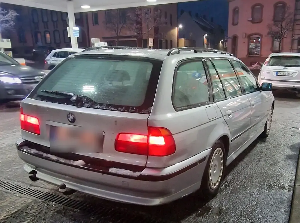 Second-hand BMW 520 150 CP (110 kW) 1998 Argintiu Break