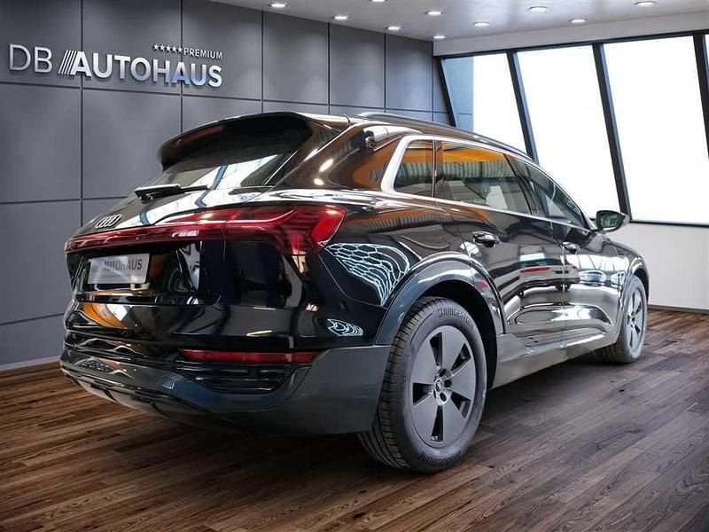 Gebraucht Audi Q8 e-tron Advanced Plus 300 kW (408 PS) 2023 Schwarz SUV