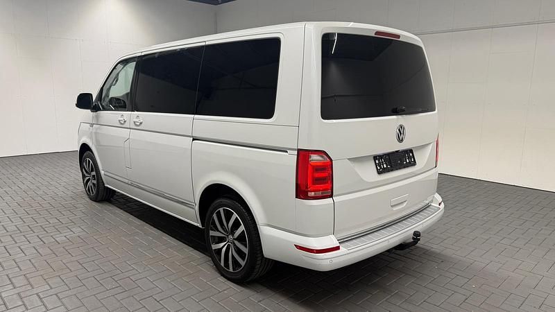 Usado VW Multivan 146 HP (107 kW) 2019 Branco Monovolume