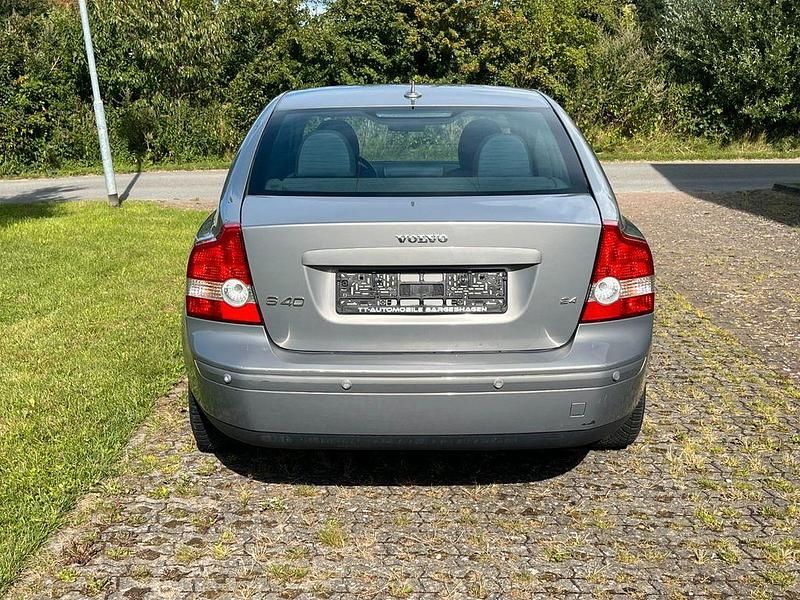 Gebraucht Volvo S40 Kinetic 140 PS (102 kW) 2004 Grau Limousine