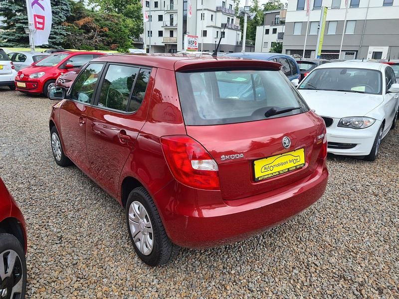 Gebraucht Skoda Fabia Ambition 60 PS (44 kW) 2014 Rot Kleinwagen