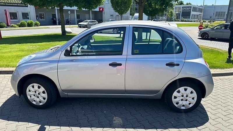 Gebraucht Nissan Micra 80 PS (58 kW) 2004 Silber Kleinwagen