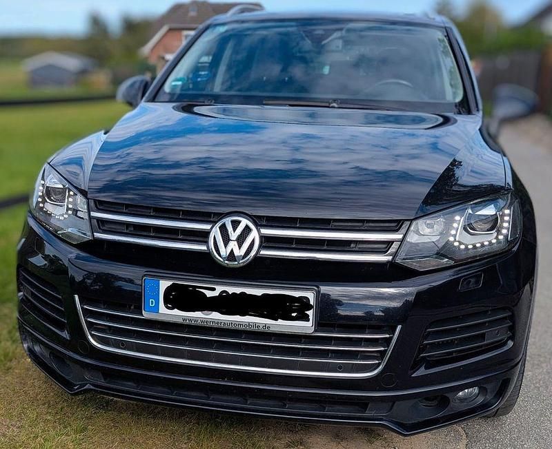 Schwarz Gebraucht 2013 VW Touareg R-line SUV | 16.290 € (Guter Preis) - Bild 1/4