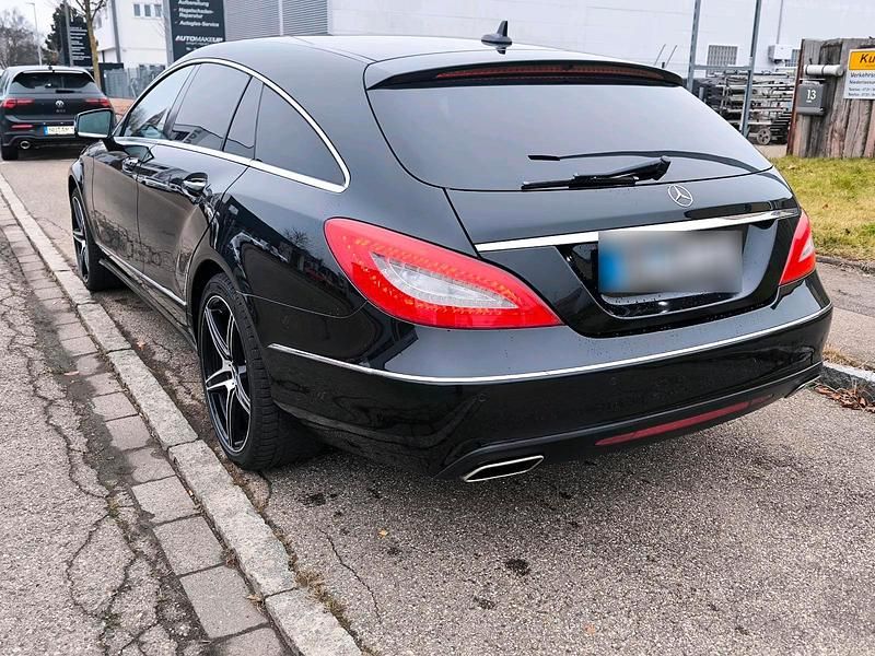Gebraucht Mercedes CLS350 265 PS (194 kW) 2014 Schwarz Kombi