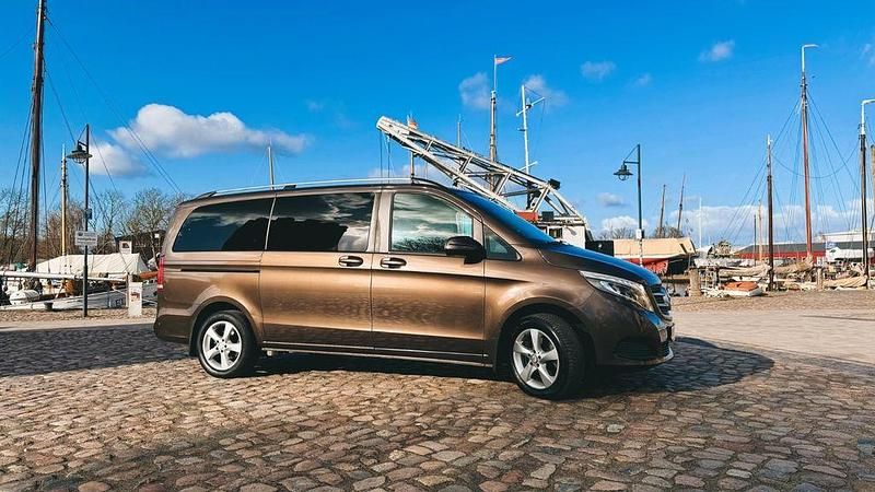 Gebraucht Mercedes V250 Edition 190 PS (139 kW) 2016 Braun Van / Kleinbus