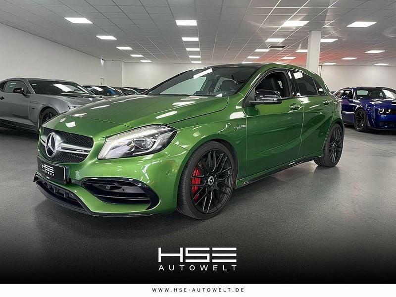 Elbait gruen metallic Gebraucht 2016 Mercedes A45 AMG AMG Limousine | 23.990 € (Guter Preis) - Bild 1/3