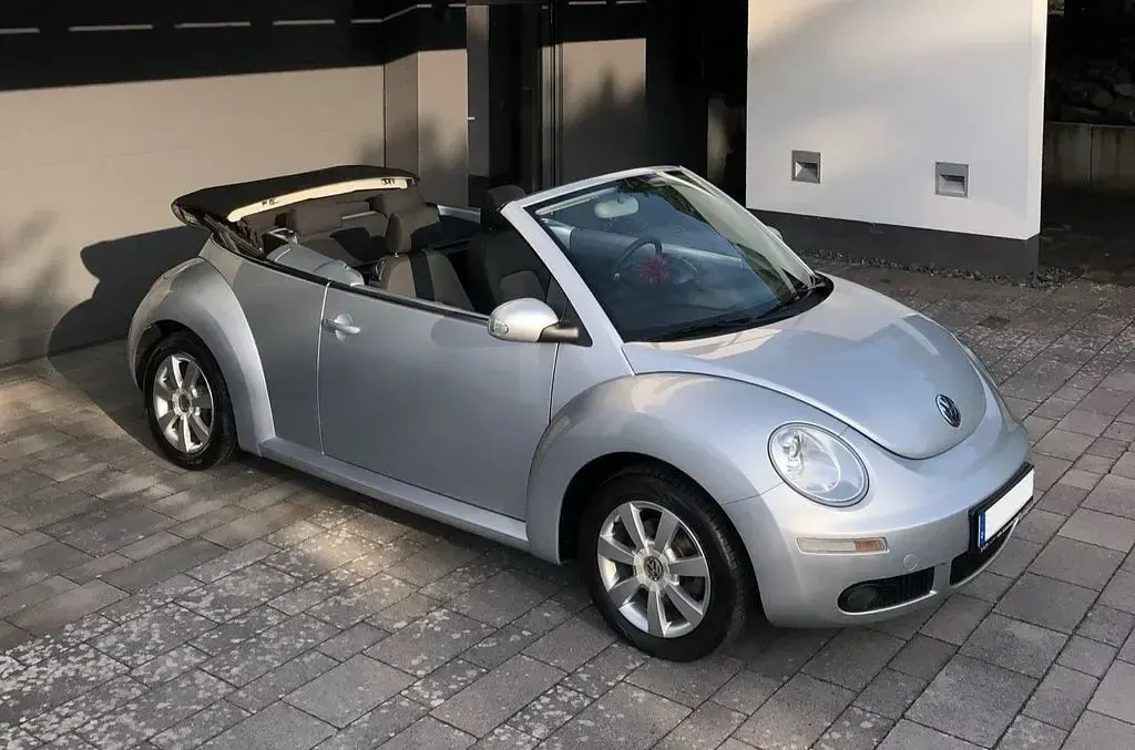 Gebraucht VW New Beetle Exclusive 102 PS (75 kW) 2007 Silber Kleinwagen